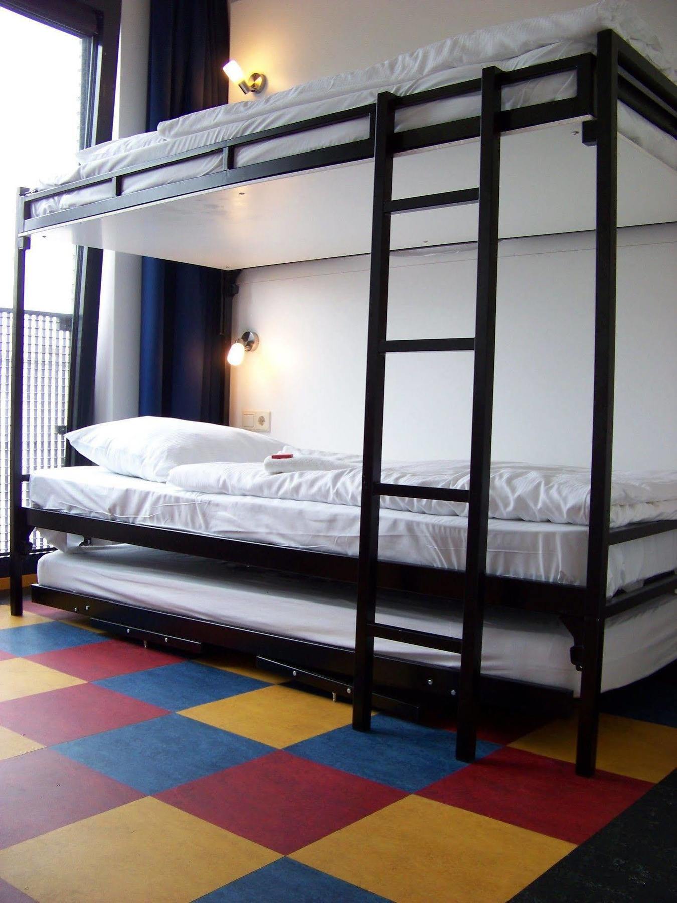 Bud Gett Hostels Groningen Eksteriør bilde